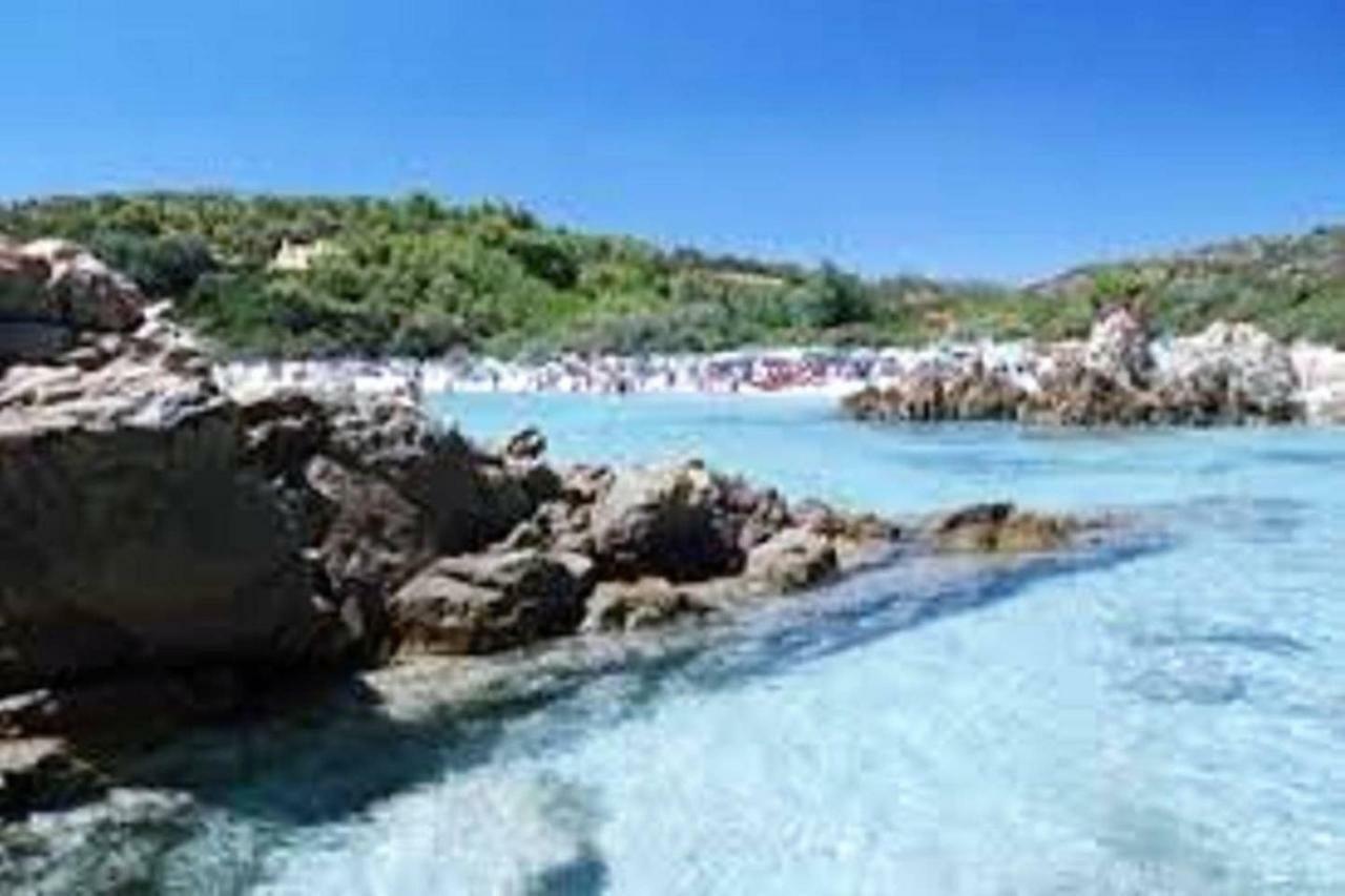 Casa Vacanze Is Traias 87 Villa Villasimius Bagian luar foto